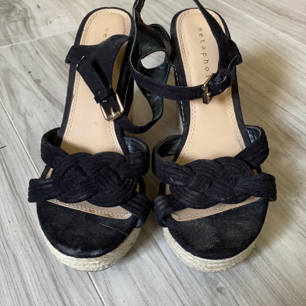 Wedges - Picture 2 of 7